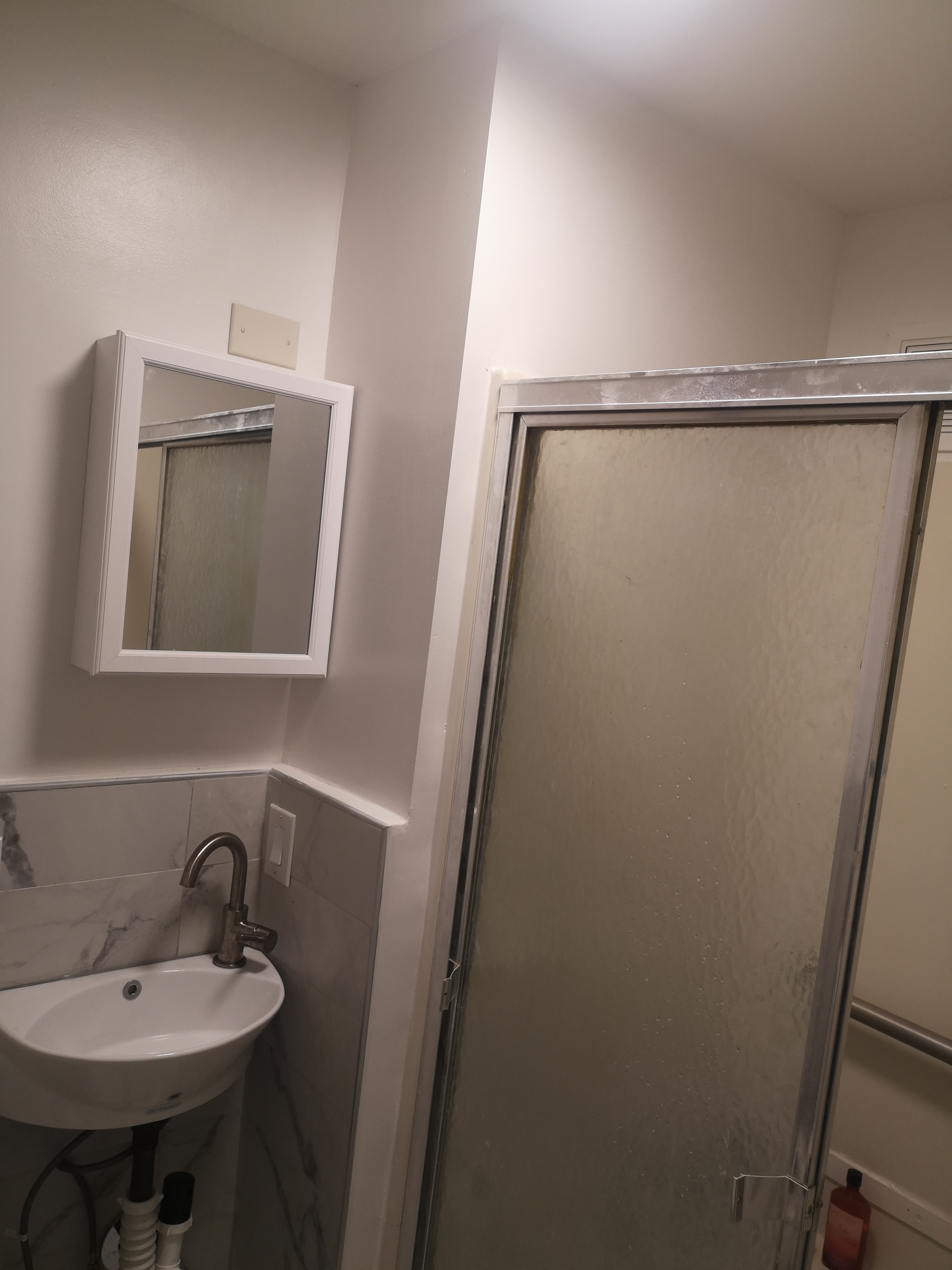 🏠 Renovated 5BR/2BA Home on E Morton – Rent by Room or as a Group!