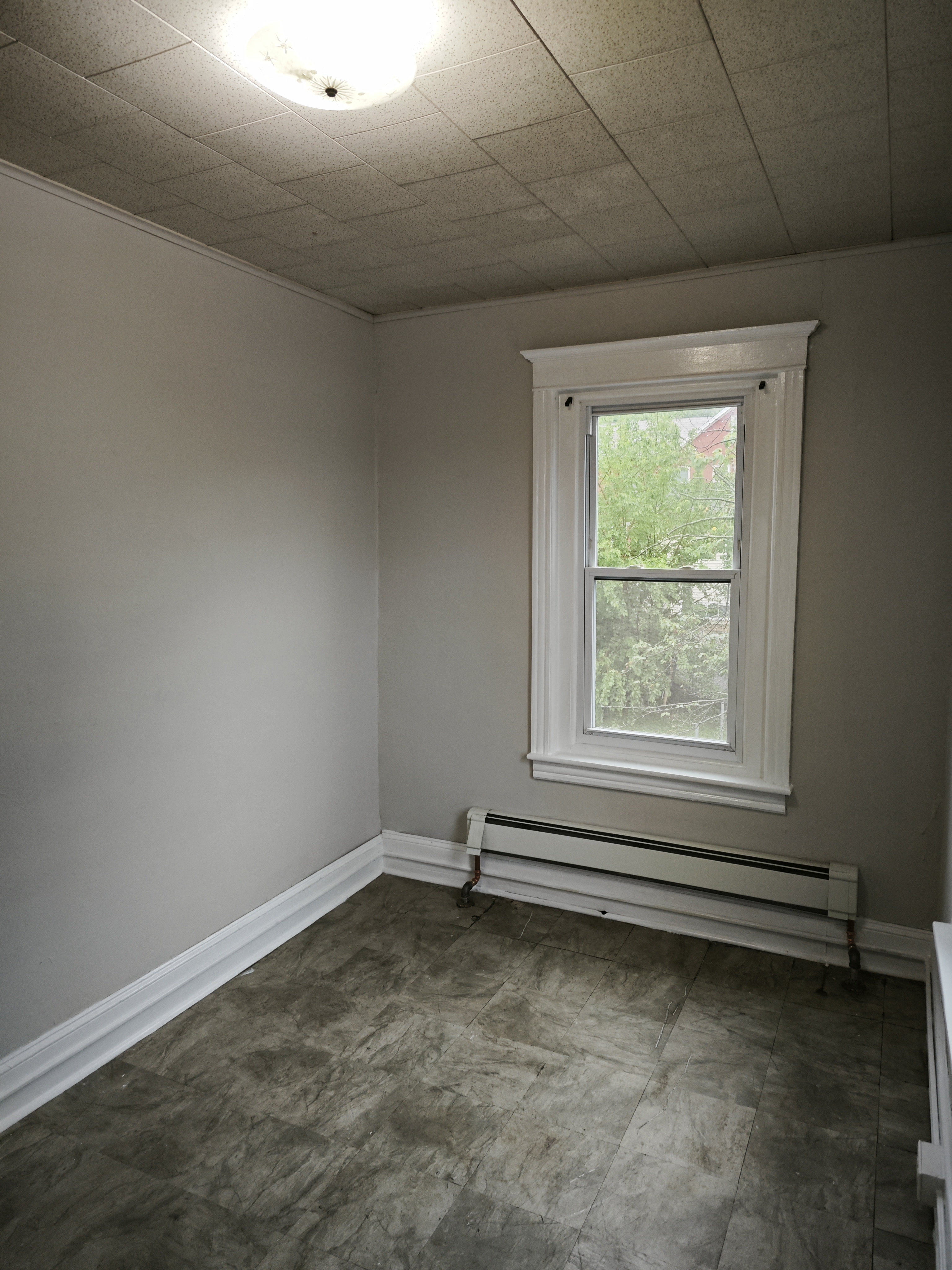 🏠 Newly Refinished 2BR + Attic Home on Atlantic St – Move-In Ready!