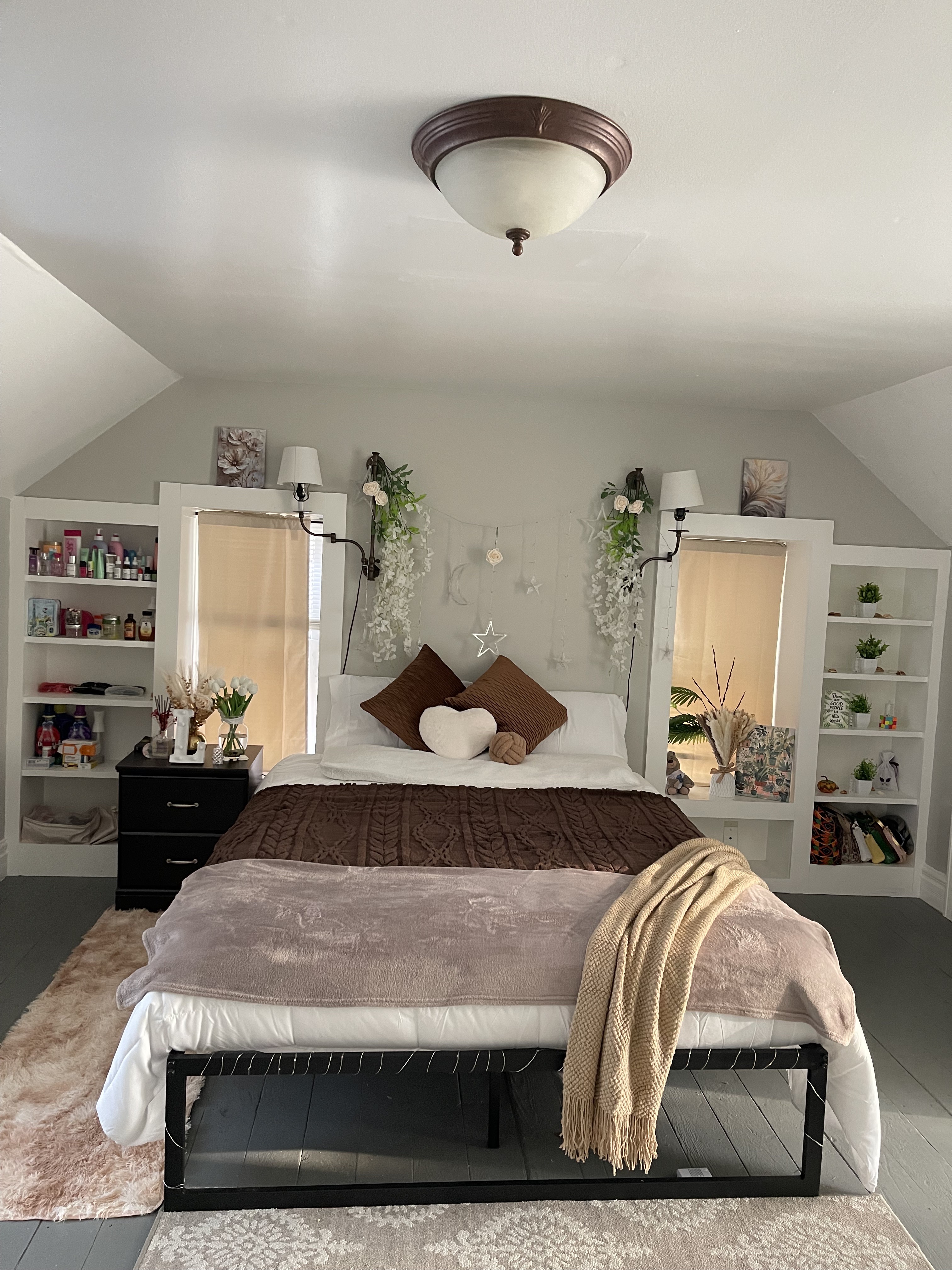 Centric Summer Room on E 4th - 2nd Floor! 😎